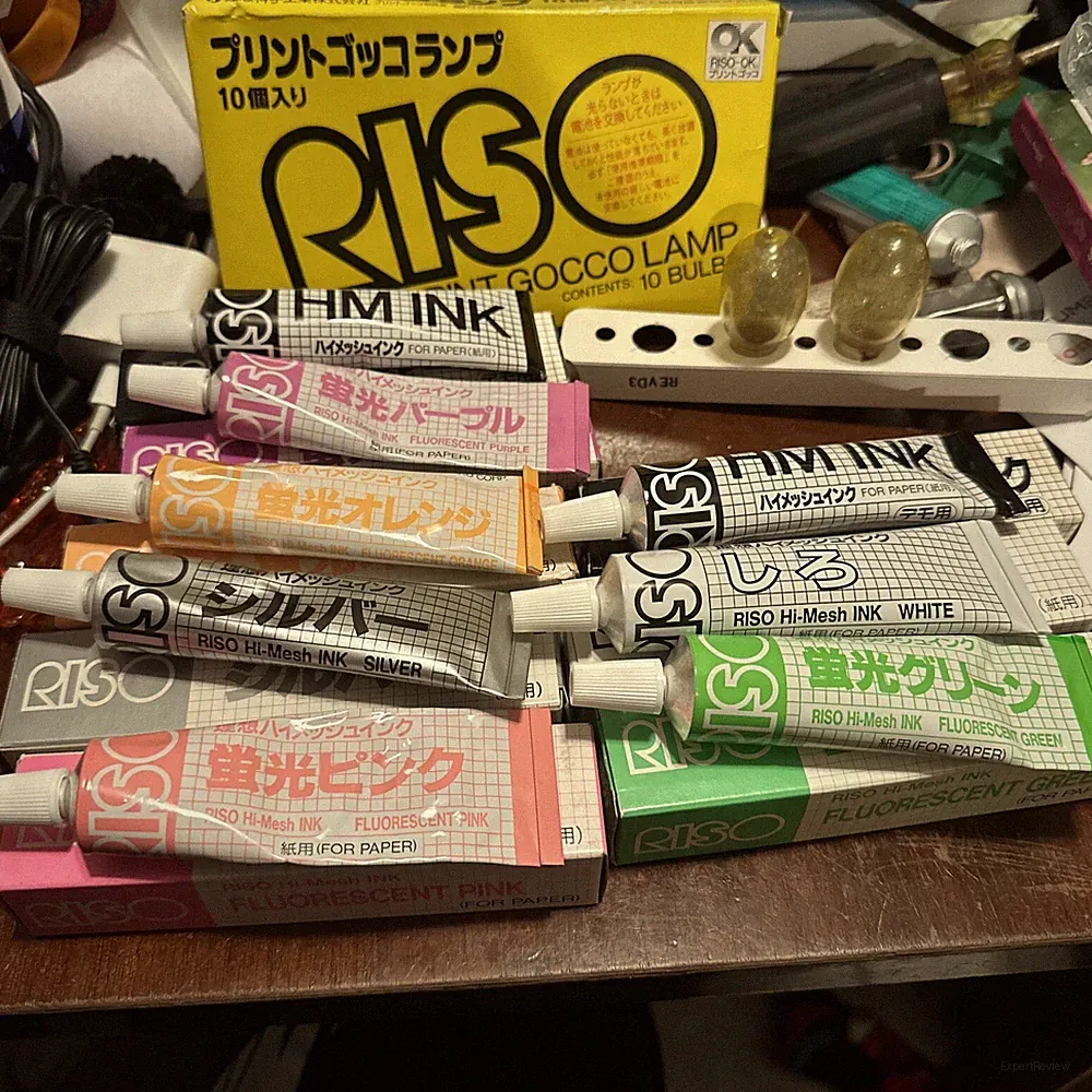 Riso Ink Lot for Paper 8 pieces And 2 Bulbs